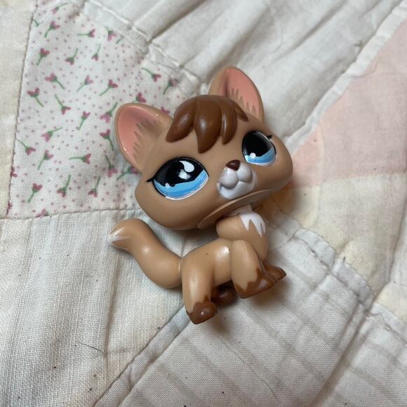 littlest pet shop authentic fox 2007 hasbro blue eyes - Picture 2 of 6